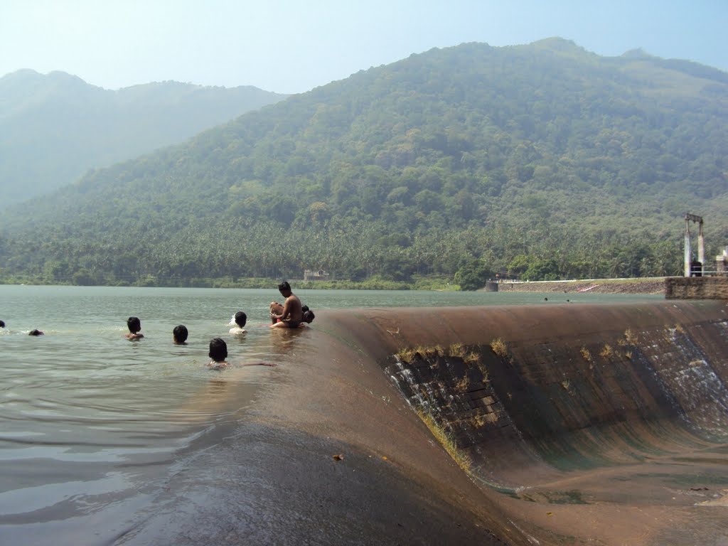 Gundar Dam and Valley